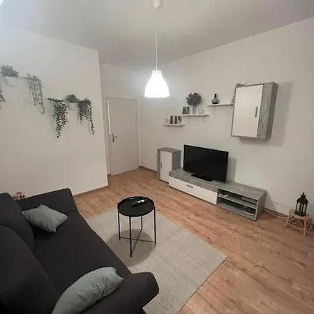 Lichtung - *wlan**netflix**stadion-nah* Leipzig